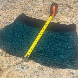Lululemon run skort for run tennis Teal and Black Patterned
